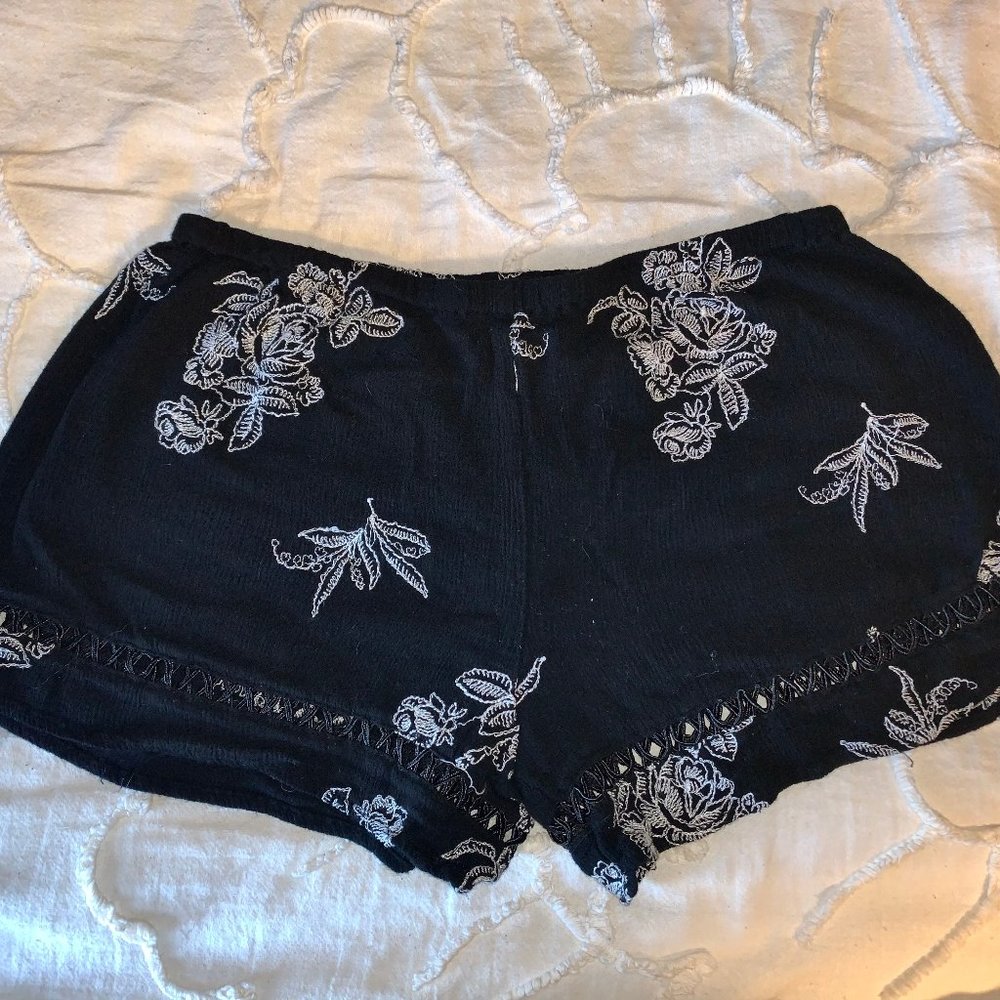 Kendall & Kylie Embroidered Shorts